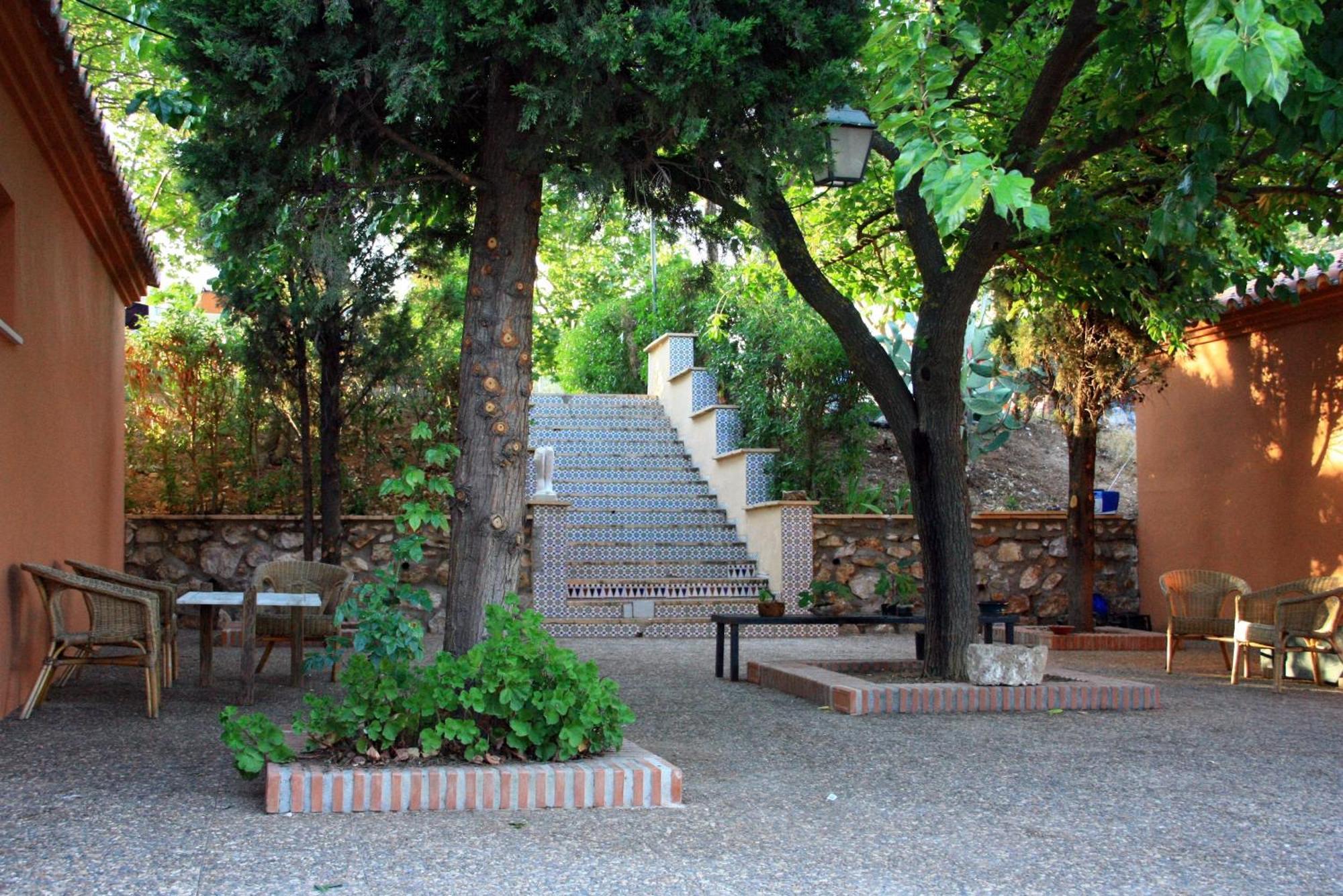 Camping Sierra De Las Nieves Yunquera Exterior photo